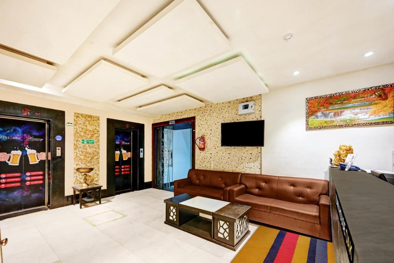 ホテル Townhouse Oak Pentagon Residency ブバネーシュワル エクステリア 写真